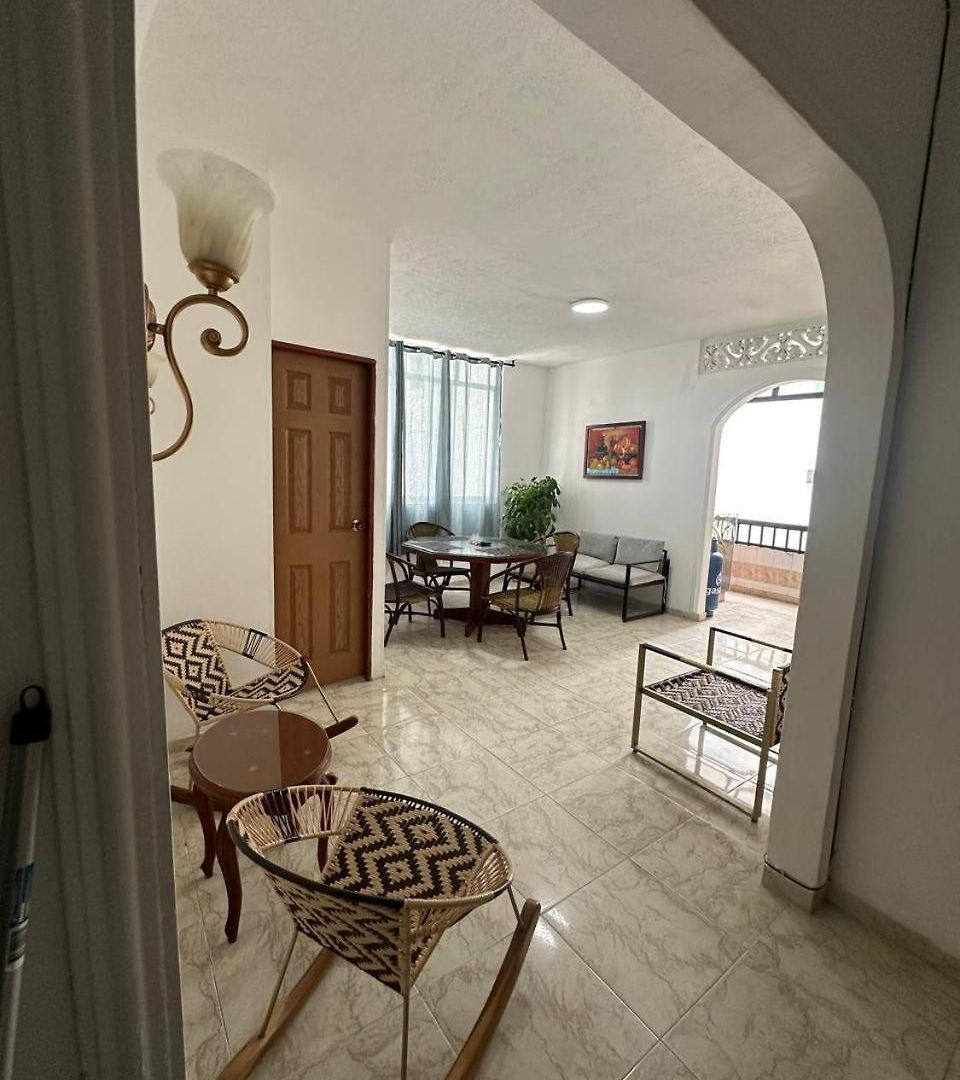 Apartamento Azul En Bocagrande *